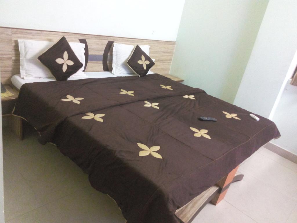 Hotel Candy Palace Jaipur Room photo