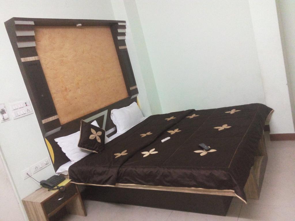 Hotel Candy Palace Jaipur Room photo